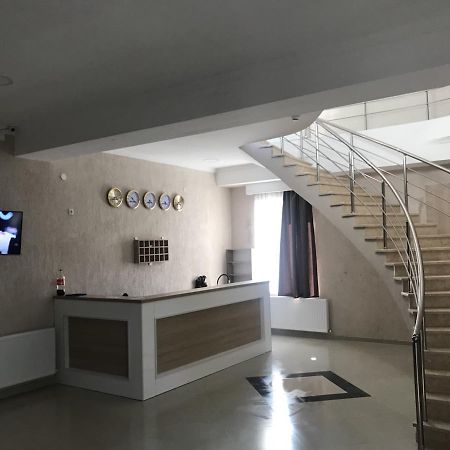 Kmg Hotel Khashuri Exteriér fotografie