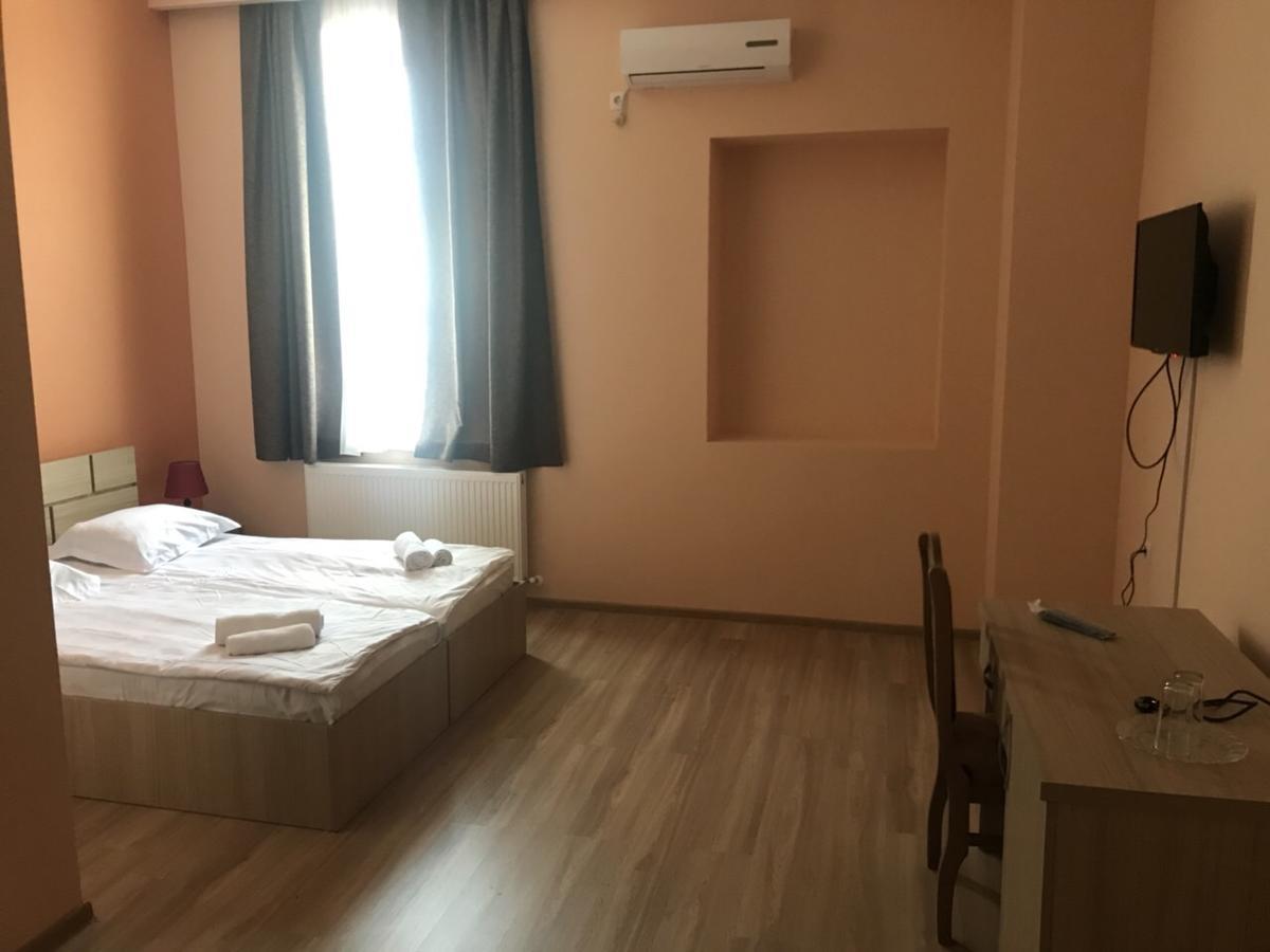 Kmg Hotel Khashuri Exteriér fotografie